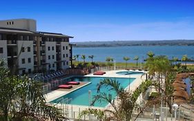 Apartamento com suíte em Resort de Luxo.